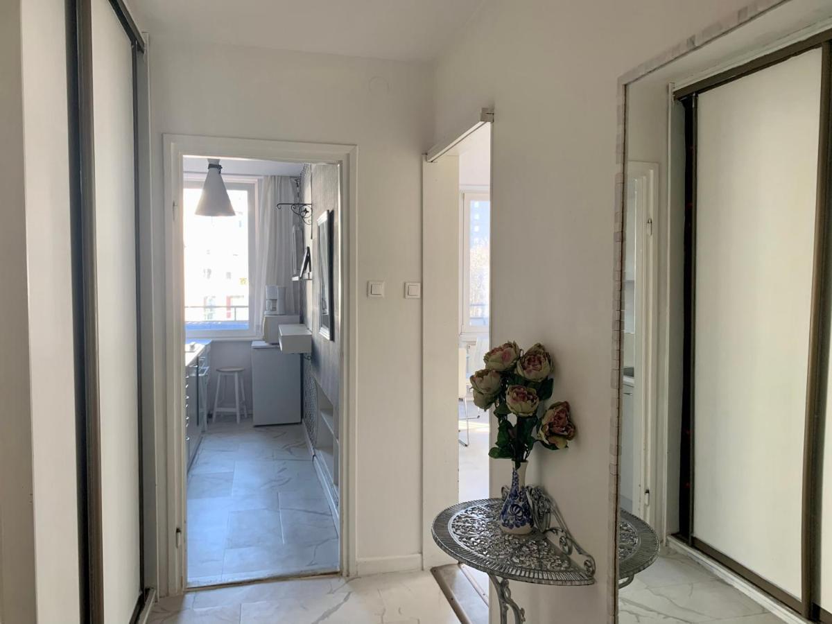 Apartament Perfect Location Two Bedrooms With Balkony